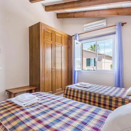 Laurax Villa
